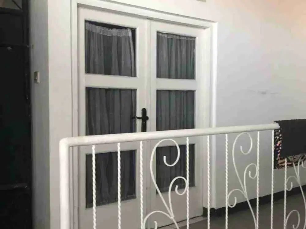 Dijual Bangunan 2 Lantai Ruang Usaha / Kantor / Rumah di Citamiang Jawa Barat