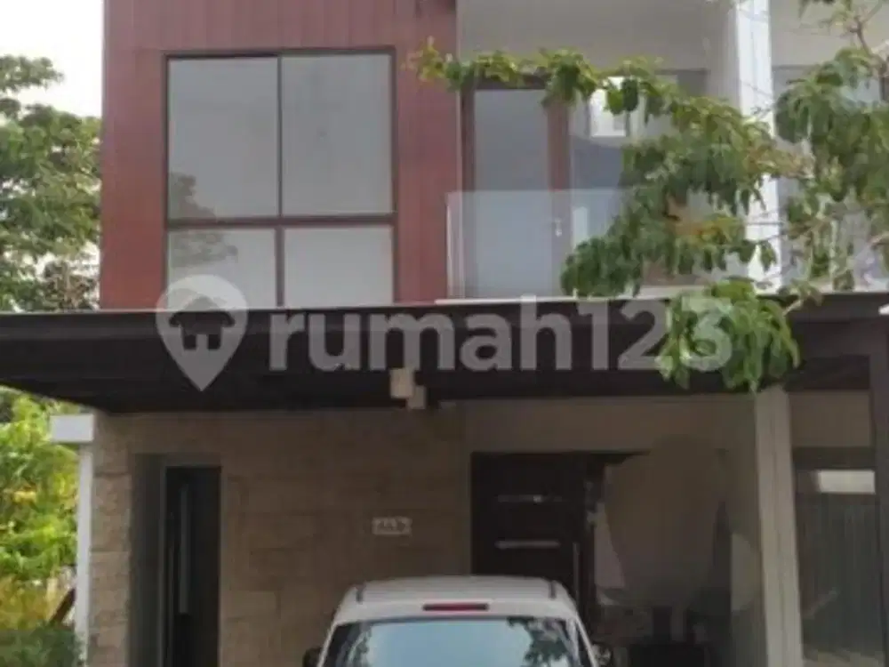 Town House Baru Gress di Graha Natura, Surabaya