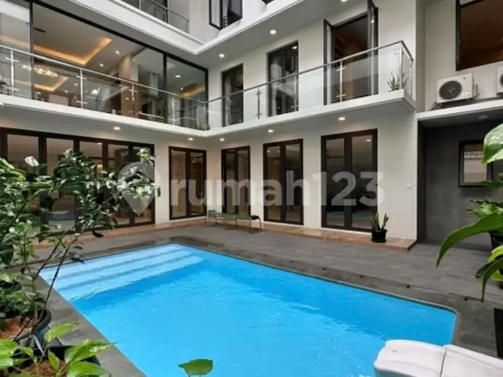 Dijual Rumah di Mega Kuningan Siap Huni Dalam Komplek