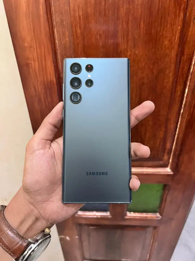 Samsung S22 Ultra 12/512gb inter