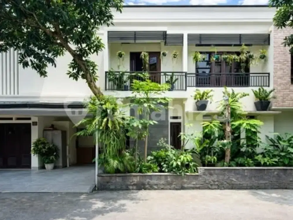 Dijual Rumah Dalam Komplek 5 Kamar Tidur