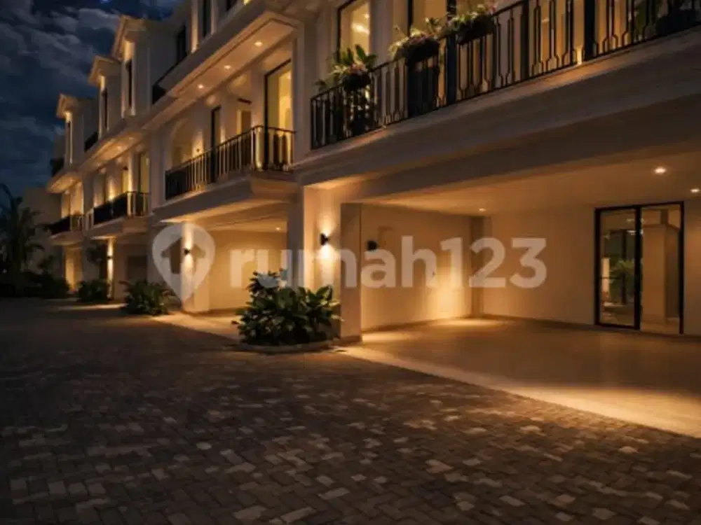 Dijual Rumah Baru Classic Dalam Townhouse Ada Swimming Pool