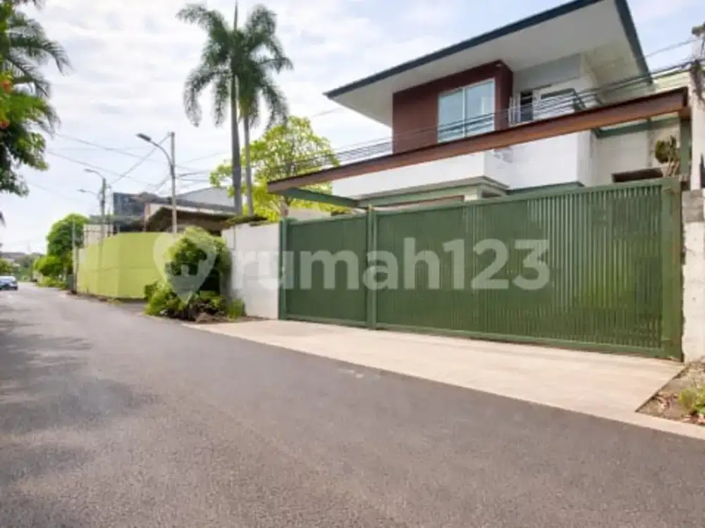 Jual Rumah Baru di Pondok Indah Ada Swimming Pool