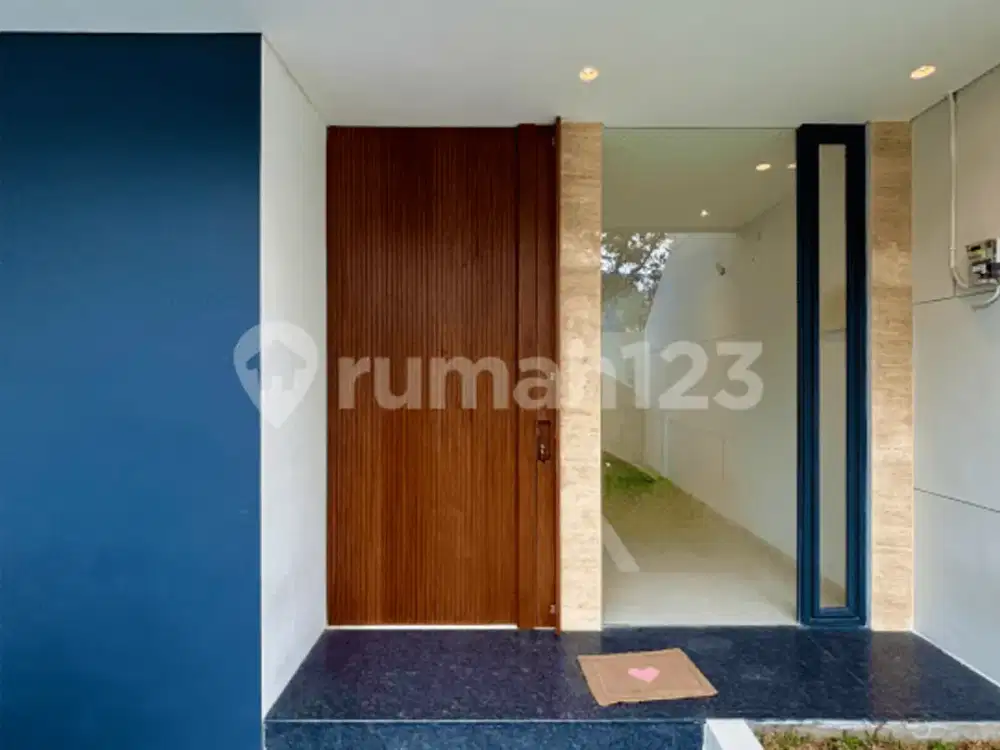 Jual Rumah Baru Tropical Ada Pool di Kemang