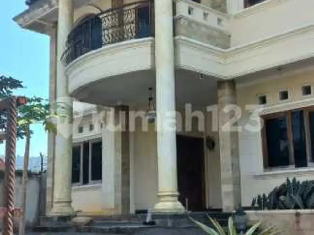 Rumah Cck untuk Usaha Penginapan