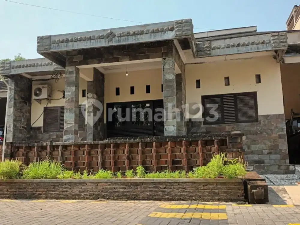 Rumah Luas di Perum Bpd 2 Semarang