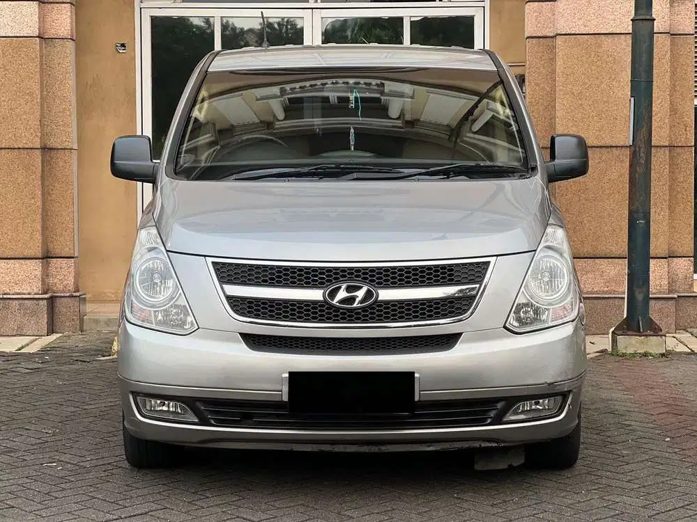 Hyundai H-1 H1 2013 Bensin termurah