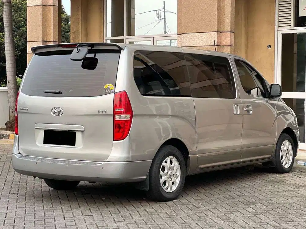 Hyundai H-1 H1 2013 Bensin termurah