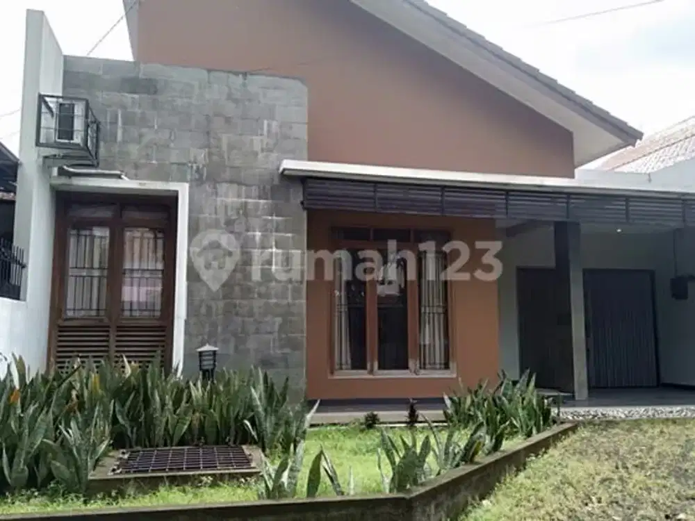 Rumah Dekat Java Mall Siap Huni , Bagus, bisa Digunakan untuk Homestay