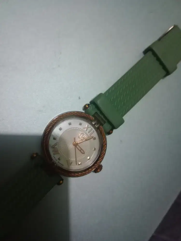 Jam tangan guess