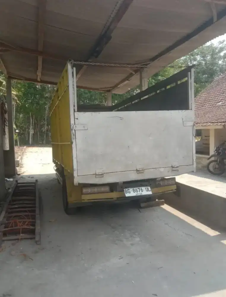 Mitsubishi fuso 125 ps