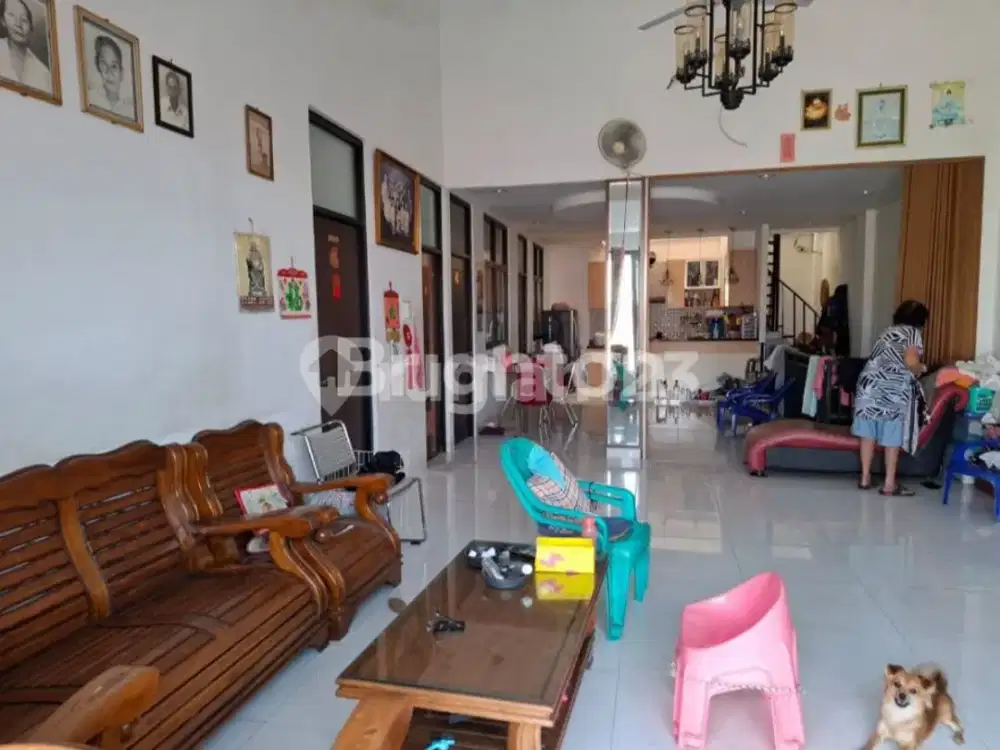 RUMAH 3,5LANTAI DI GROGOL, JAKARTA BARAT (KODE RMRG 2521)