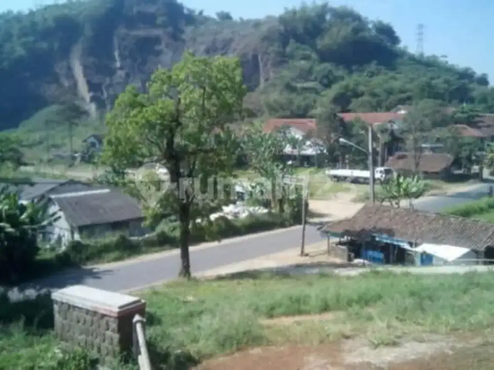 Tanah 32Ha Pinggir Jalan Murah  Di Bandung, Jawa Barat.(Kode rmrg1278)