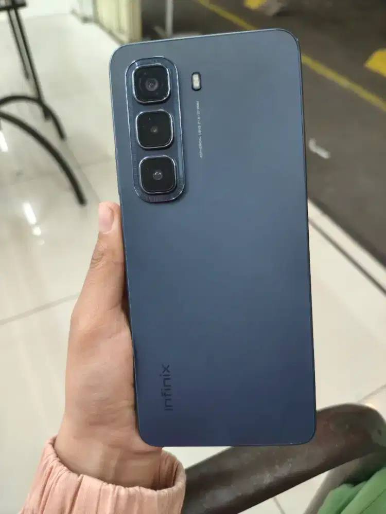 Infinix hot 50 8/126