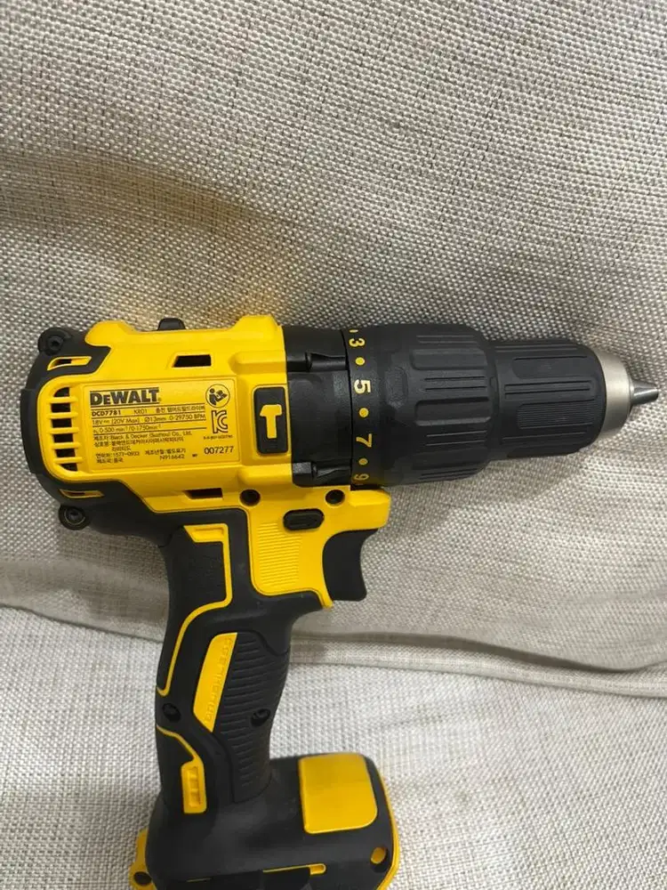 DEWALT DCD778-1N BARU DRILL IMPACT BOR MEIN TEMBOK bk makita milwaukee