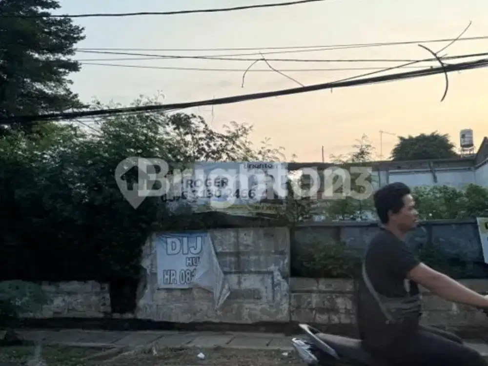 MURAH TANAH HOOK LUAS 468M2 DI DALAM KOMPLEKS TAMAN ALFA JALAN BOULEVARD RAYA, JOGLO, JAKARTA BARAT..*