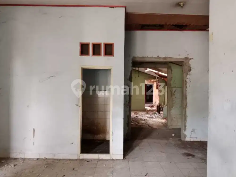 *Dijual Tanah Luas 336M2 Pinggir Jalan di Kembangan, Jakarta Barat.*(Kode Rmrg 3027)