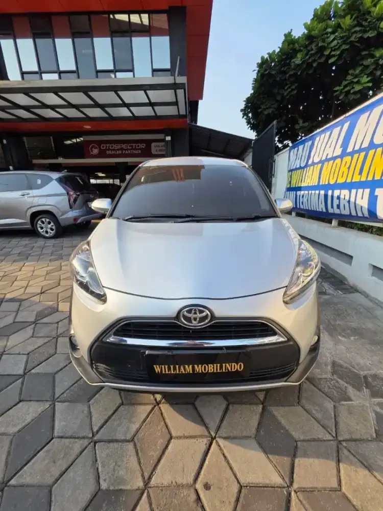 Sienta V Matic 2018