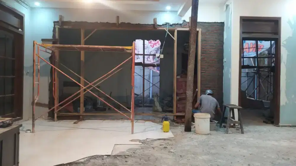 tukang bangunan