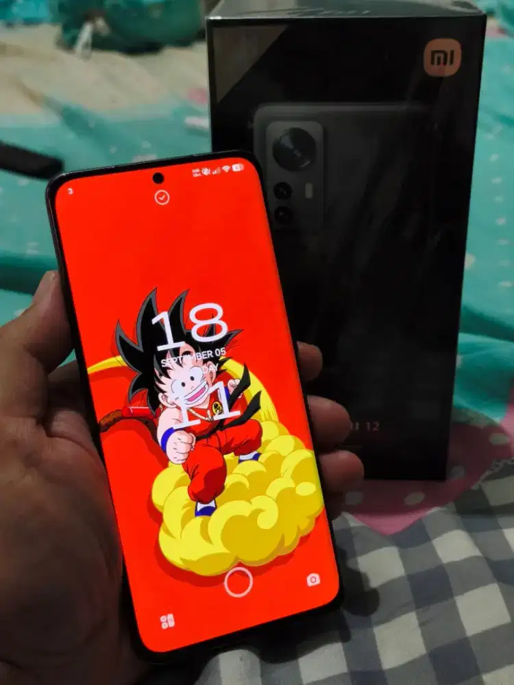 Xiaomi 12 8/256GB