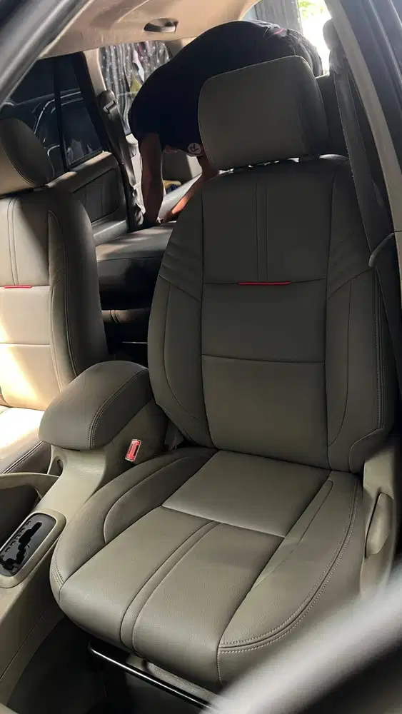 Spesialis bekled jok mobil,karpet dasar,retrim setir,plafon, dll