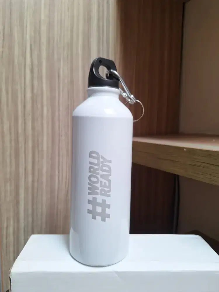 Botol minum sporty putih