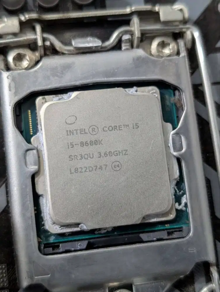 Intel Core I5 8600K + Gigabyte H310M