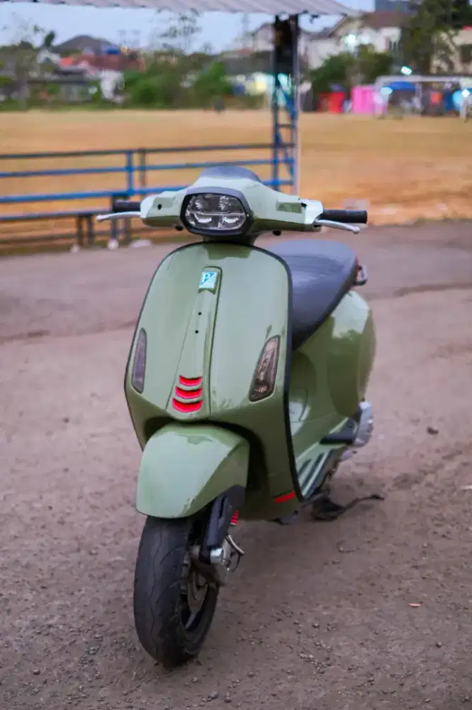 PIAGGIO VESPA SPRINT 150 IGET ABS S EDITION TERMURAH BISA KREDIT