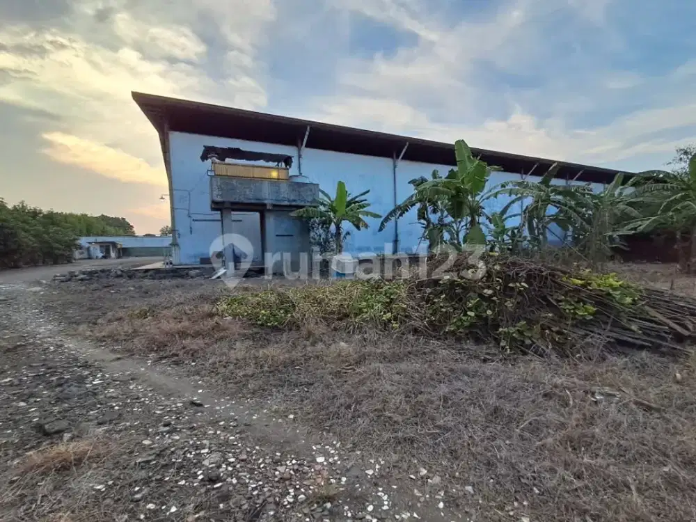 *Dijual Tanah + Bangunan Eks Gudang Kayu Dg Luas Tanah 1Ha(10,000M2) di Pasar Kemis, Tangerang..*(Kode Rmrg2914)