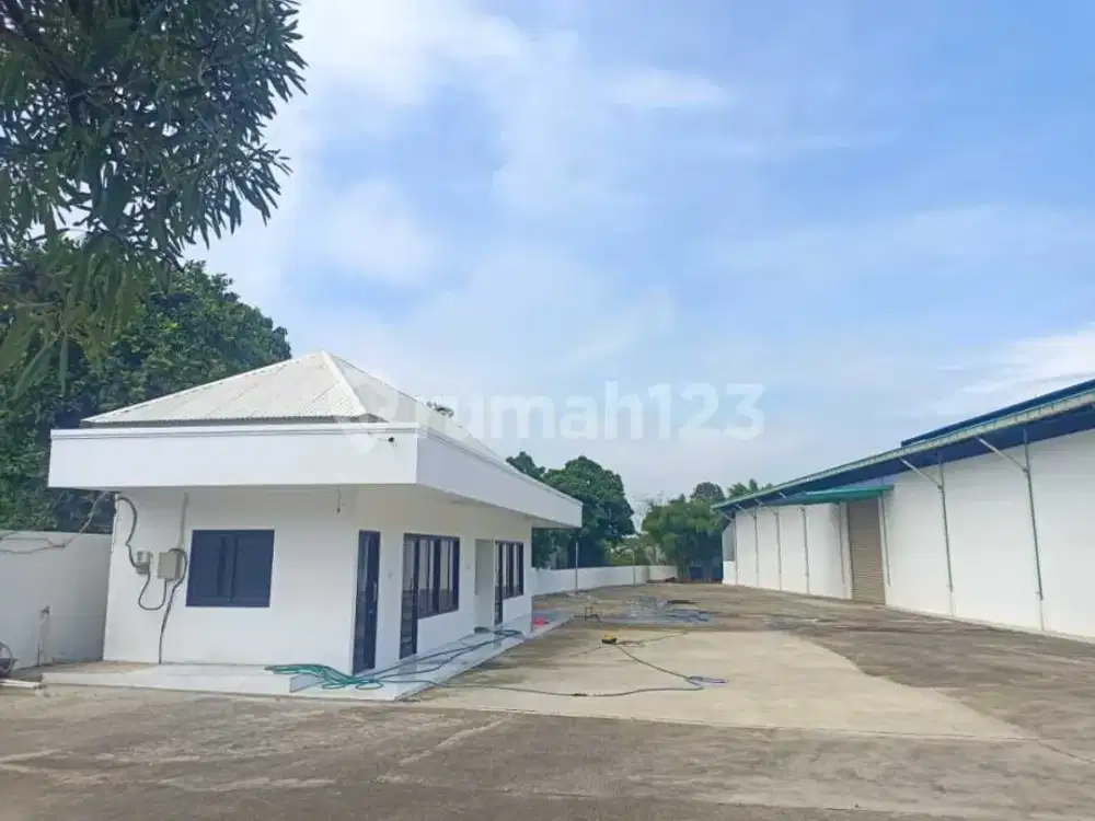 *Dijual & Disewakan Gudang Luas Tanah 11,200M2 (1,12Ha) Dgn Luas Bangunan 6000M2 di Curug, Tangerang..*(Kode Rmrg2895)