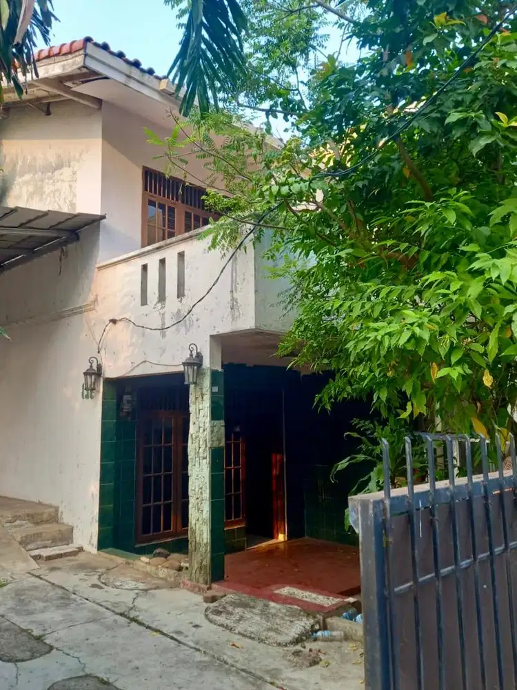 Sewa Rumah 2 Kamar 2 lantai Rempoa Dekat Bintaro dan Jaksel