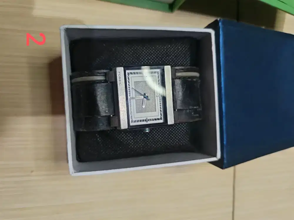 jam tangan fossil kulit