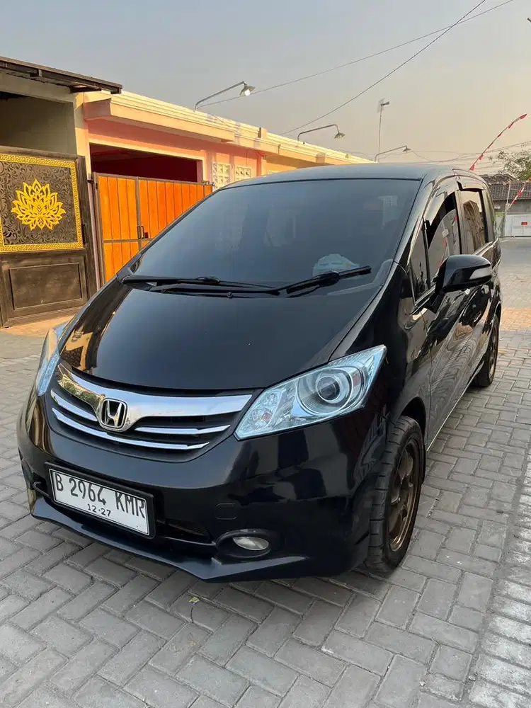 Honda freed 2013