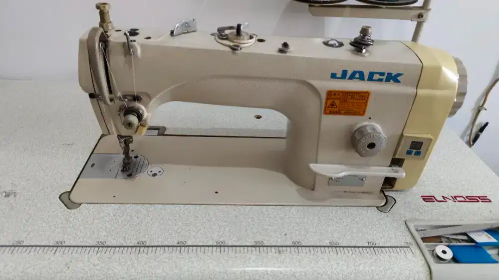 Mesin obras,mesin jahit (high speed), kain, meja sablon, mesin cutting