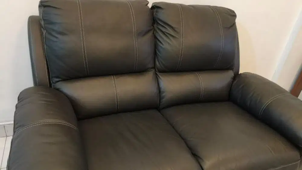 Sofa recliner cheers