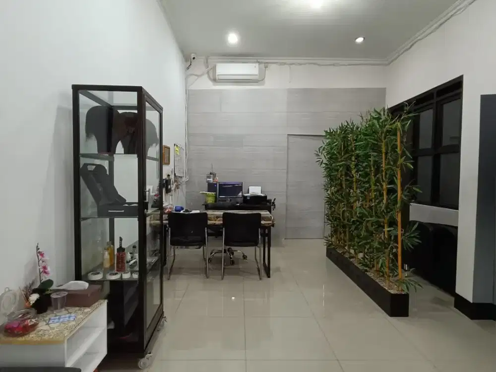 Rumah 2 Lantai Modern Minimalis Furnish di Batununggal Asih