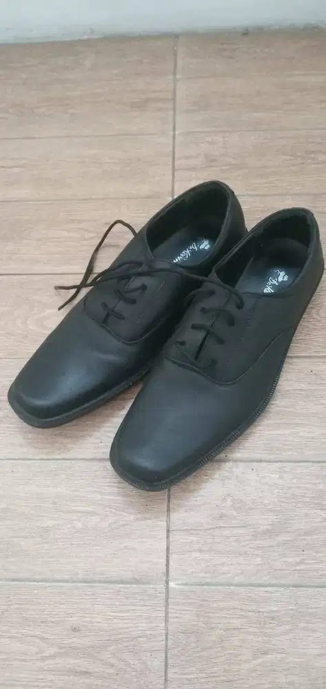 Sepatu Pantofel Hitam Formal Size 39 - Baru 1x Pakai
