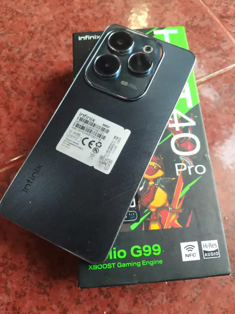 Infinix hot 40pro 8/256 second