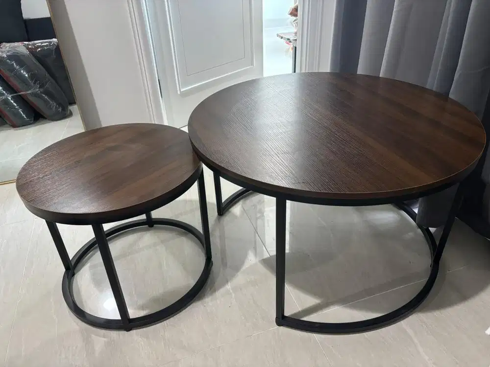 Meja bundar 2 pcs