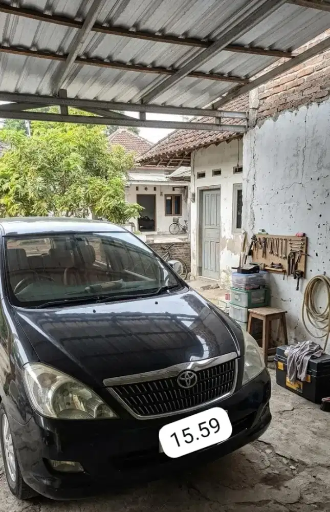 Kijang inova tahun 2005