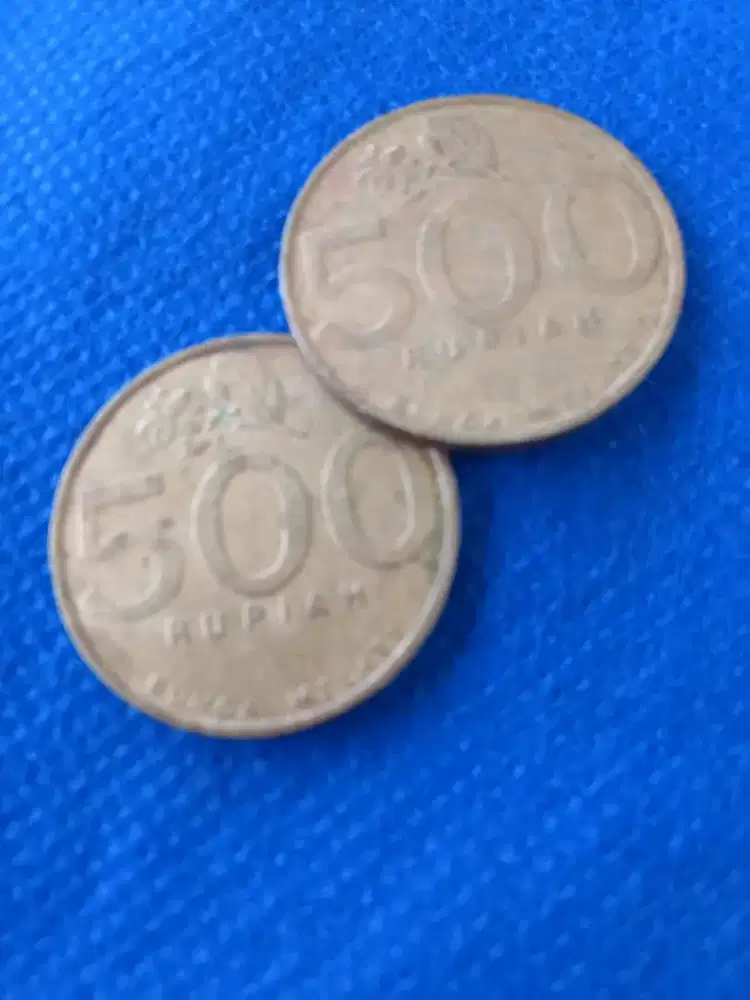 Uang logam Rp 500 kuningan