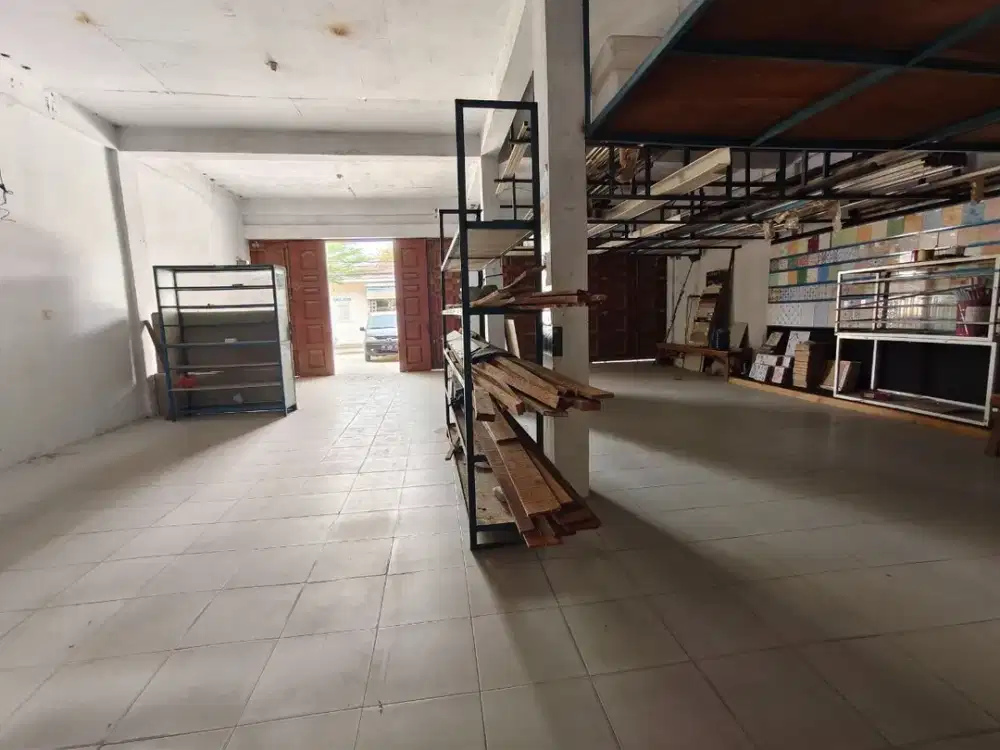 RUKO GANDENG 2 LANTAI MURAH DAN NEGO, TEPI JALAN BESAR LOKASI JL. MELATI STADION PANAM PEKANBARU