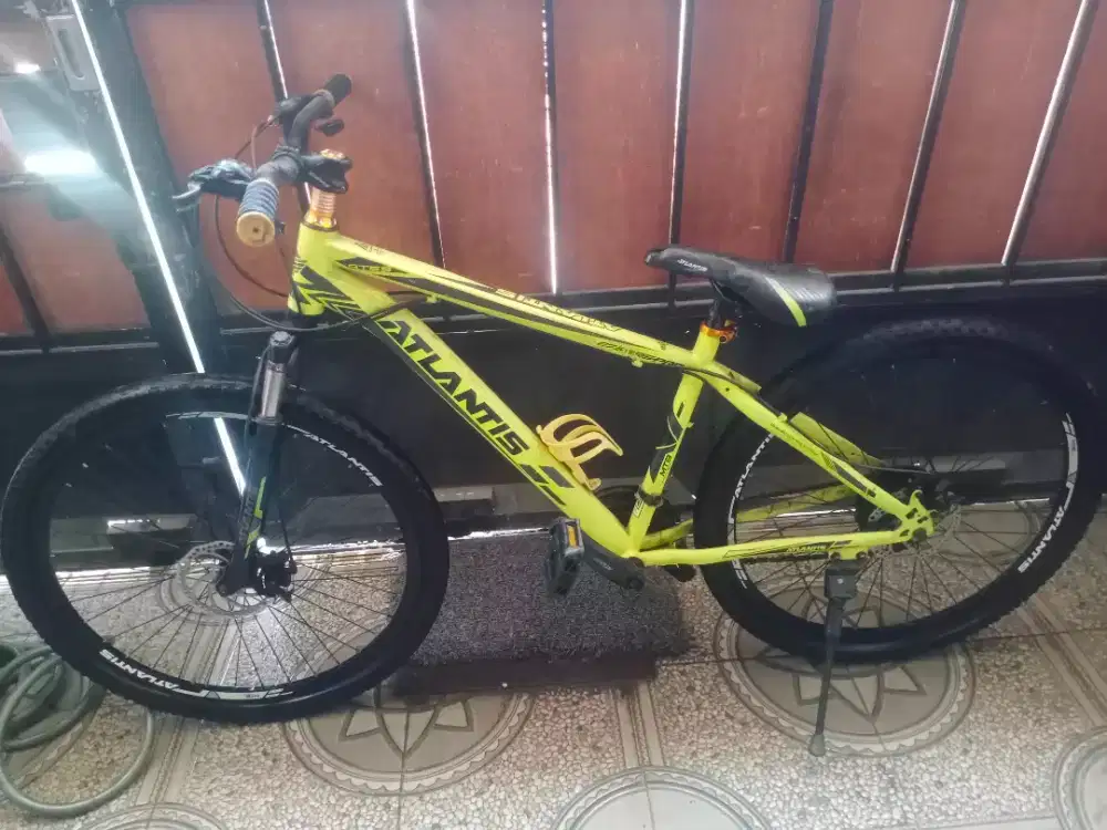 Sepeda MTB Atlantis type AT 69 Bekas