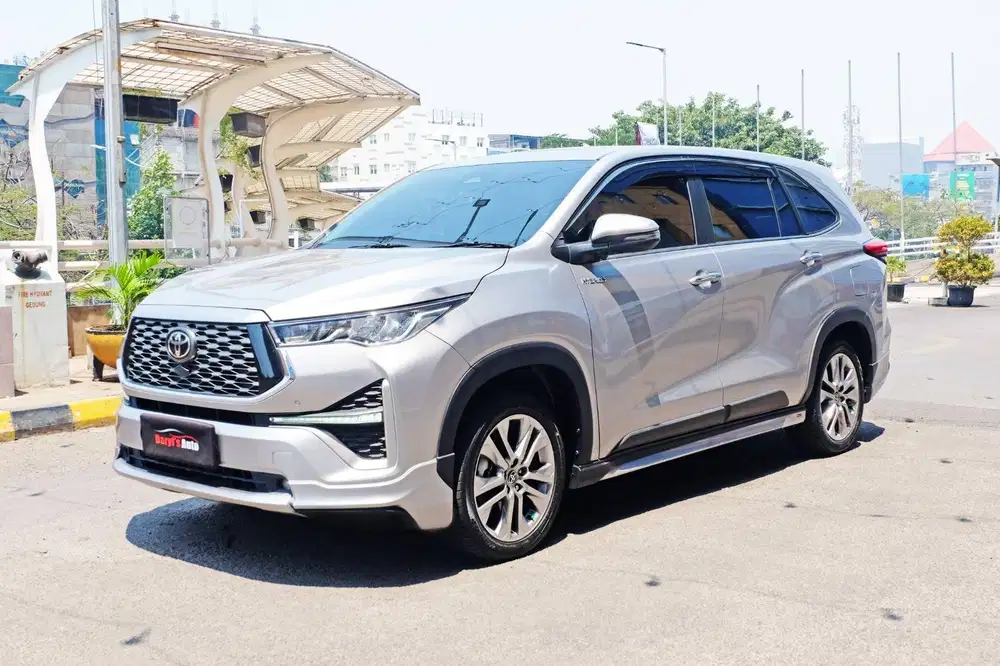Toyota Innova Zenix Q Hybrid Modelista 2025