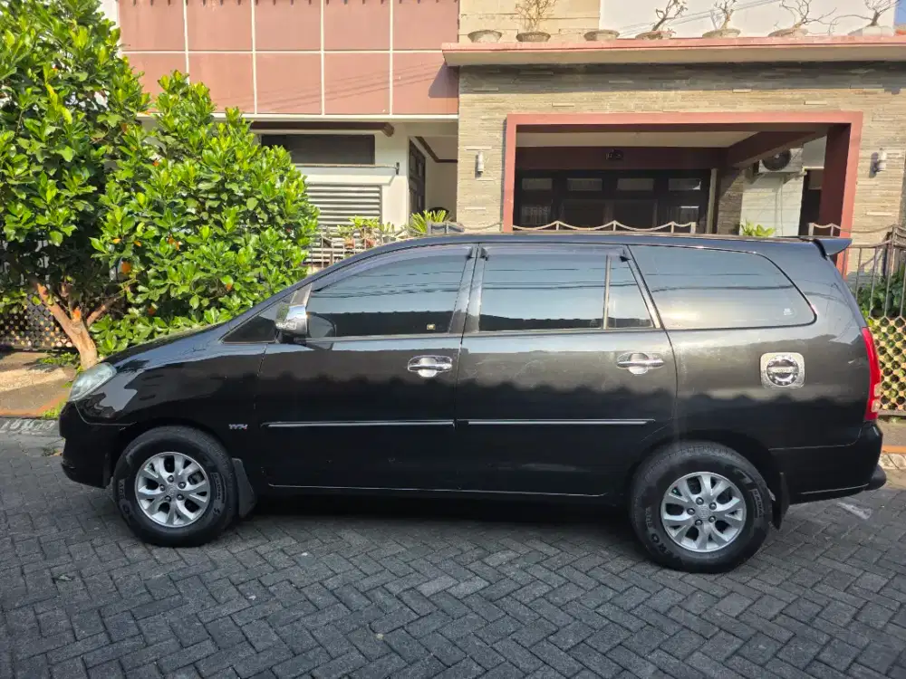 Kijang Innova V 2008 matic
