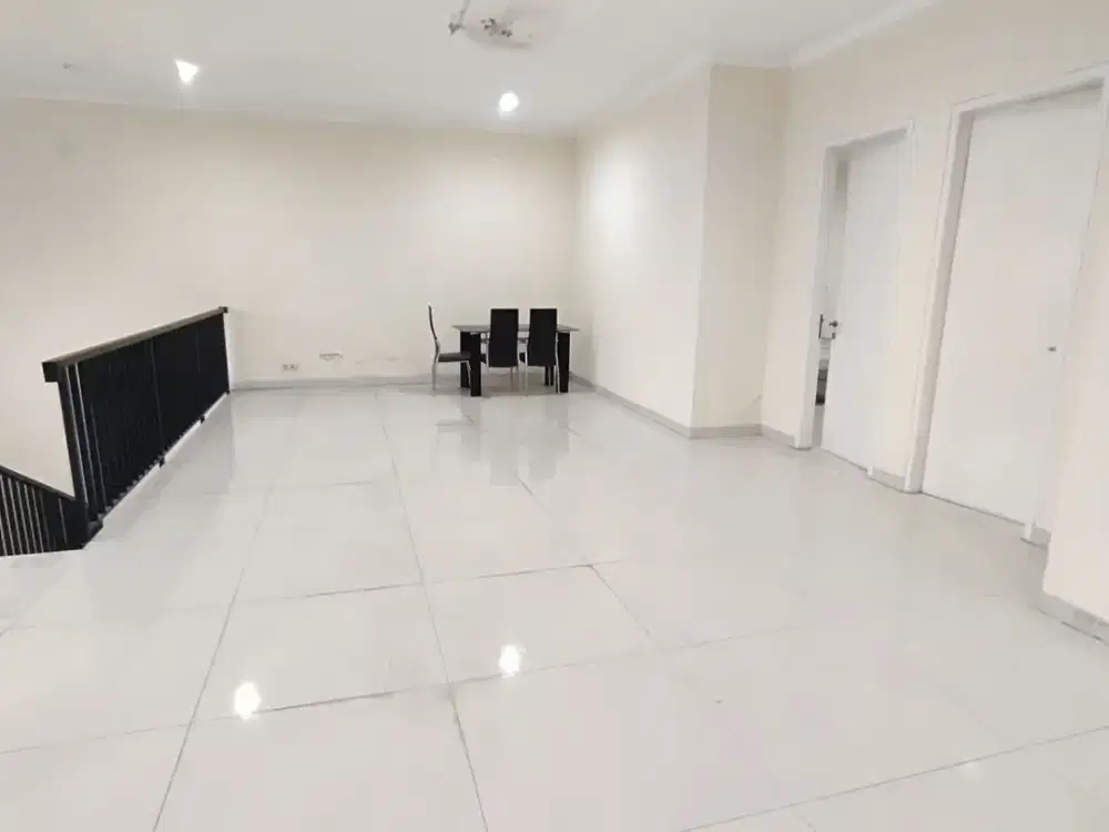 Dijual Rumah Bagus 2 Lantai Dalam Cluster Siap Huni Lokasi Strategis Dekat Akses Stasiun Sudimara di Bintaro Tangsel Gb 18438