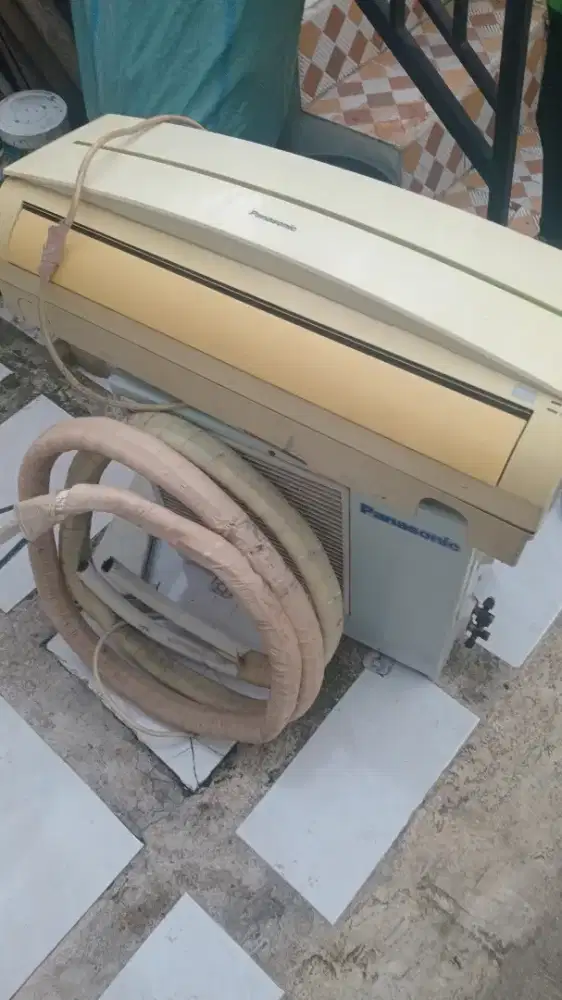 Terima ac bekas rusak