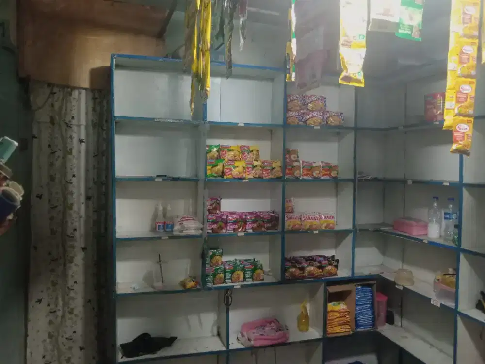 dijual borongan bekas toko madura