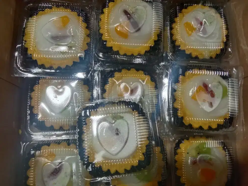 KUE BASAH BOX SERBA 10RB