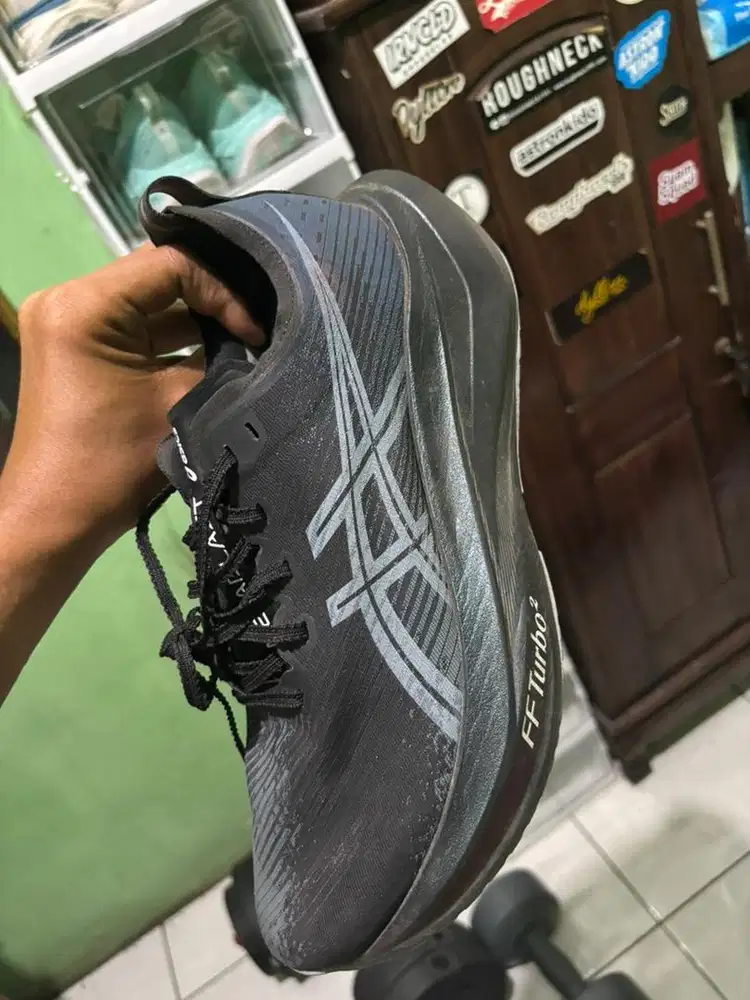 Asics Megablast